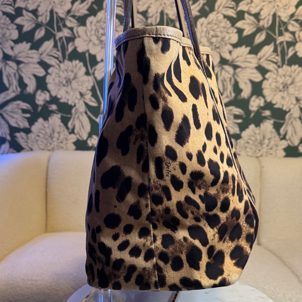 Dolce & Gabbana Leopard Print Tote in Brown and Black with Gold Trim - Picture 5 of 14